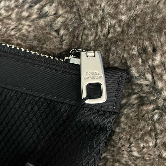 🌟Dolce & Gabbana Pouch - Picture 5 of 13